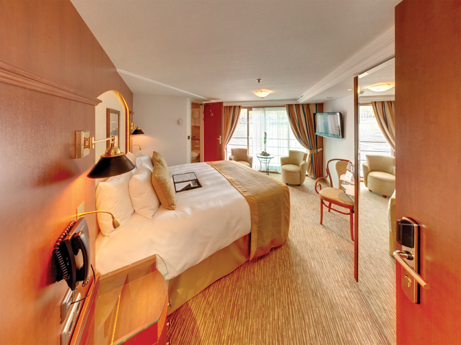 Tauck Jewel Class Accommodation Category 5 Cabin.jpg